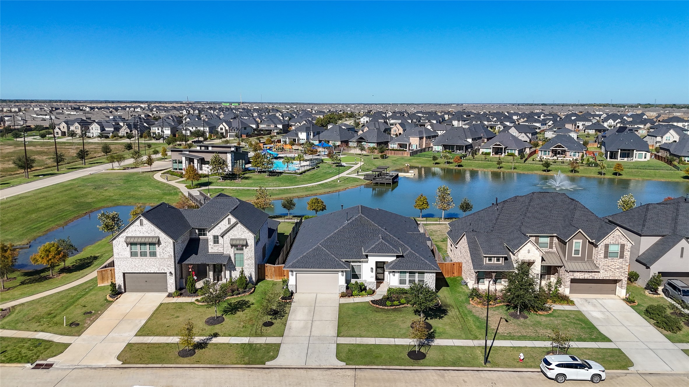 220 Lakehouse Landing Drive , Katy, TX, 77493 | 95445040 | Realty Texas LLC