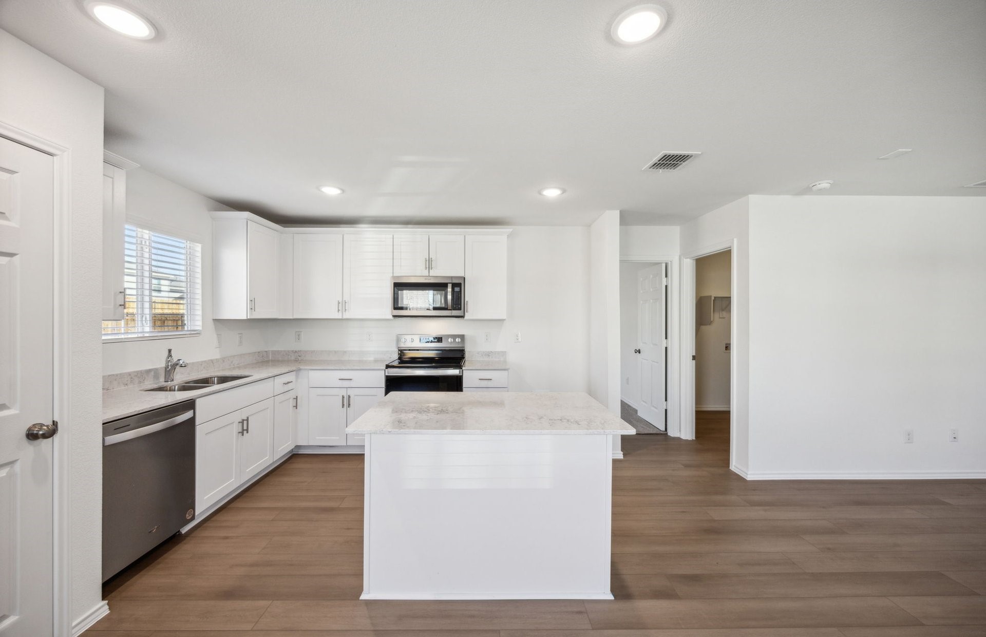 1932 Cherry Bark Lane , Forney, TX, 75126 | 20790511 | Realty Texas LLC