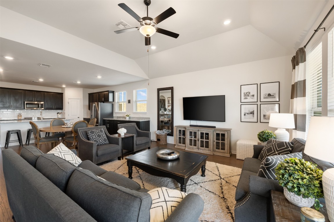 713 Coyote Creek Way , Kyle, TX, 78640 | 3784181 | Realty Texas LLC