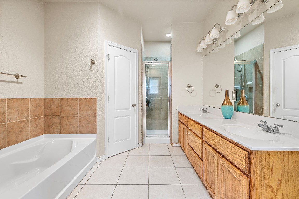 111 Bedrock Drive , Liberty Hill, TX, 78642 | 6518298 | Realty Texas LLC