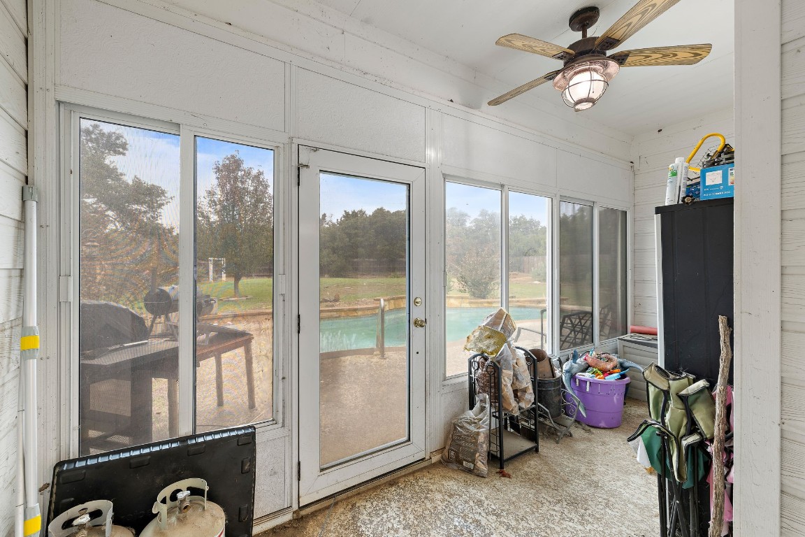 111 Bedrock Drive , Liberty Hill, TX, 78642 | 6518298 | Realty Texas LLC
