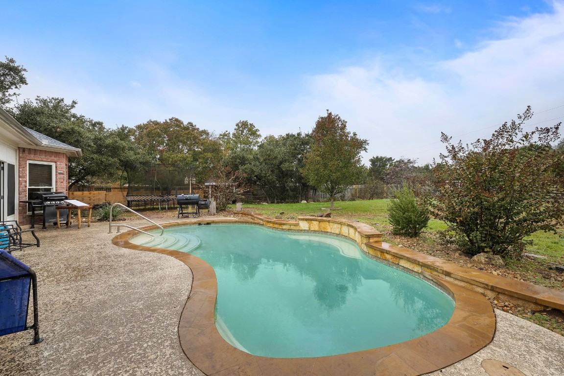 111 Bedrock Drive , Liberty Hill, TX, 78642 | 6518298 | Realty Texas LLC