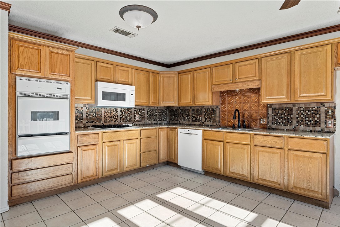 710 Dogwood Street , Robinson, TX, 76706 | 227052 | Realty Texas LLC
