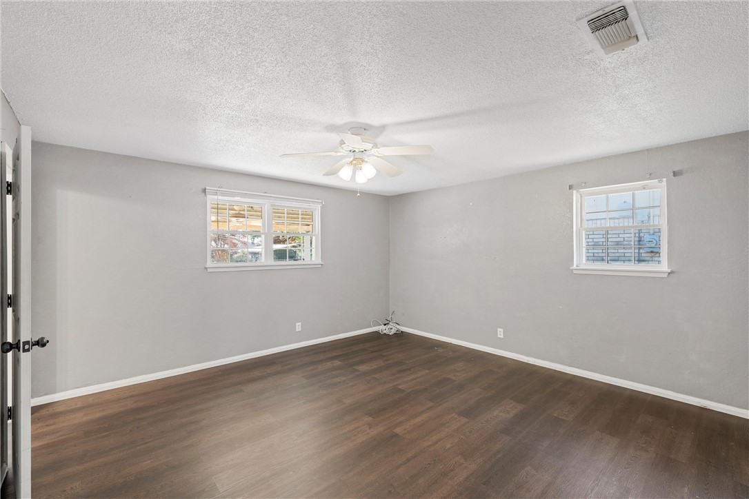 710 Dogwood Street , Robinson, TX, 76706 | 227052 | Realty Texas LLC