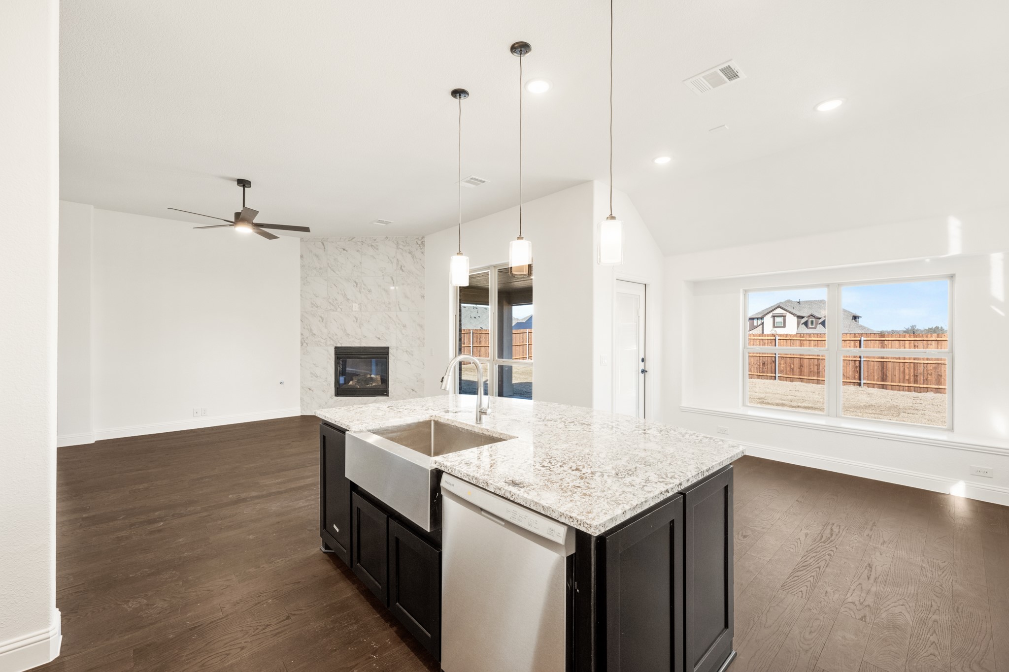 141 Fireberry Drive , Glenn Heights, TX, 75154 | 20794916 | Realty Texas LLC