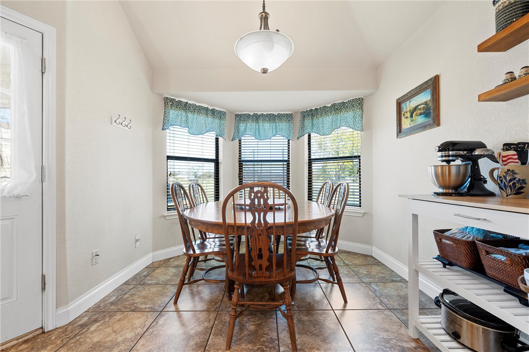 1403 Golf Course Road , Gatesville, TX, 76528 | 227093 | Realty Texas LLC