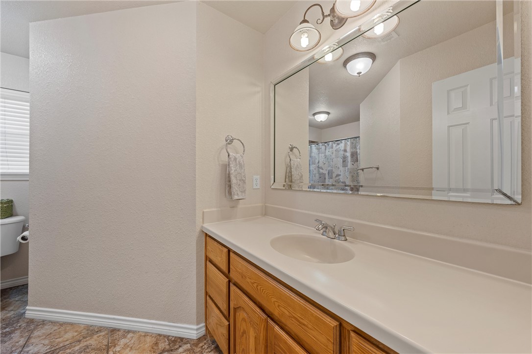 1403 Golf Course Road , Gatesville, TX, 76528 | 227093 | Realty Texas LLC
