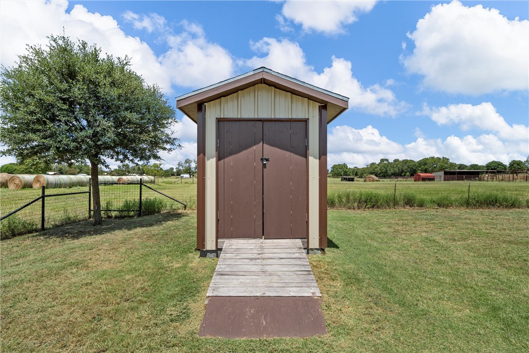 1403 Golf Course Road , Gatesville, TX, 76528 | 227093 | Realty Texas LLC
