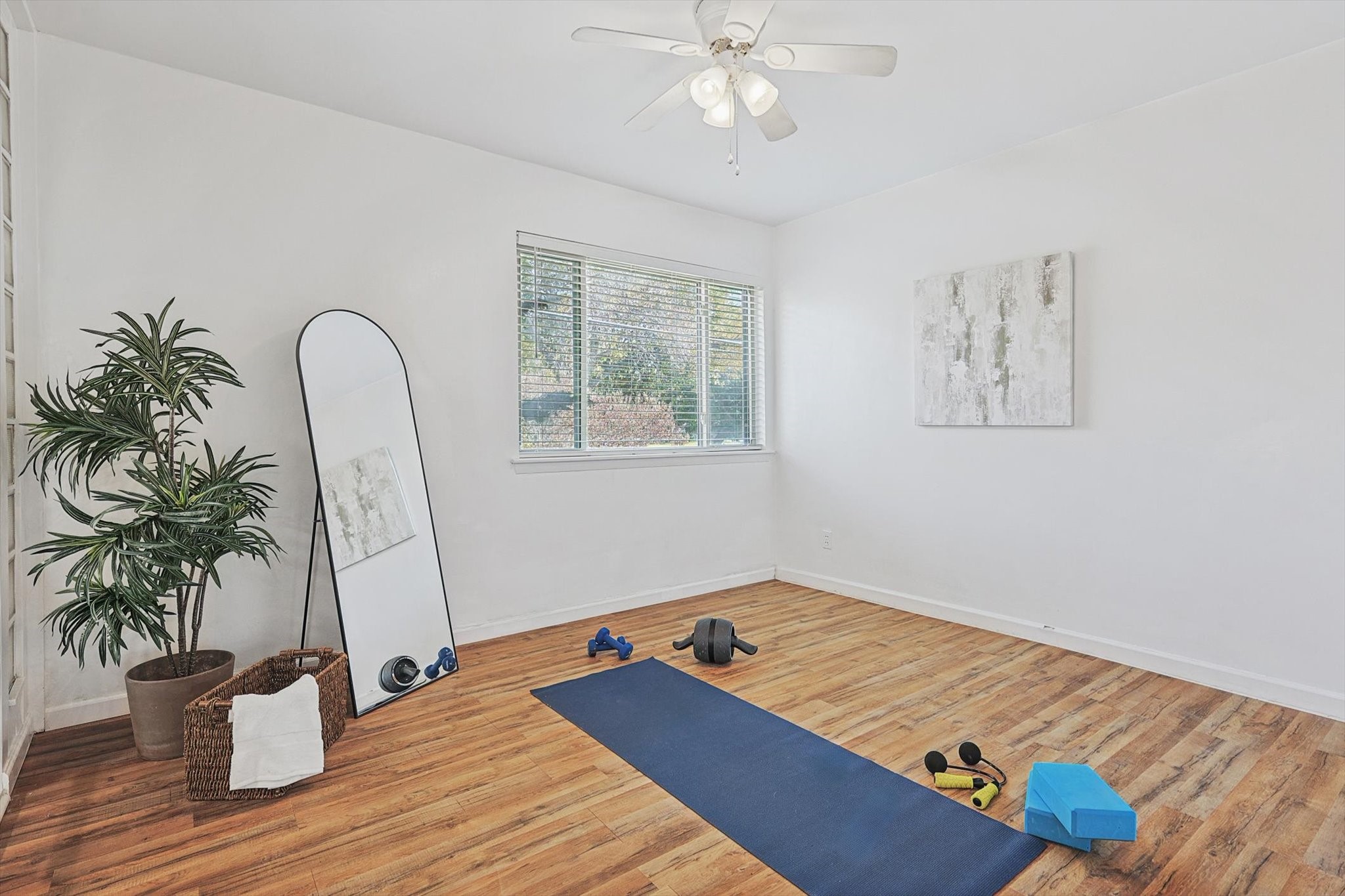 4039 Cole Avenue 101 , Dallas, TX, 75204 | 20786598 | Realty Texas LLC