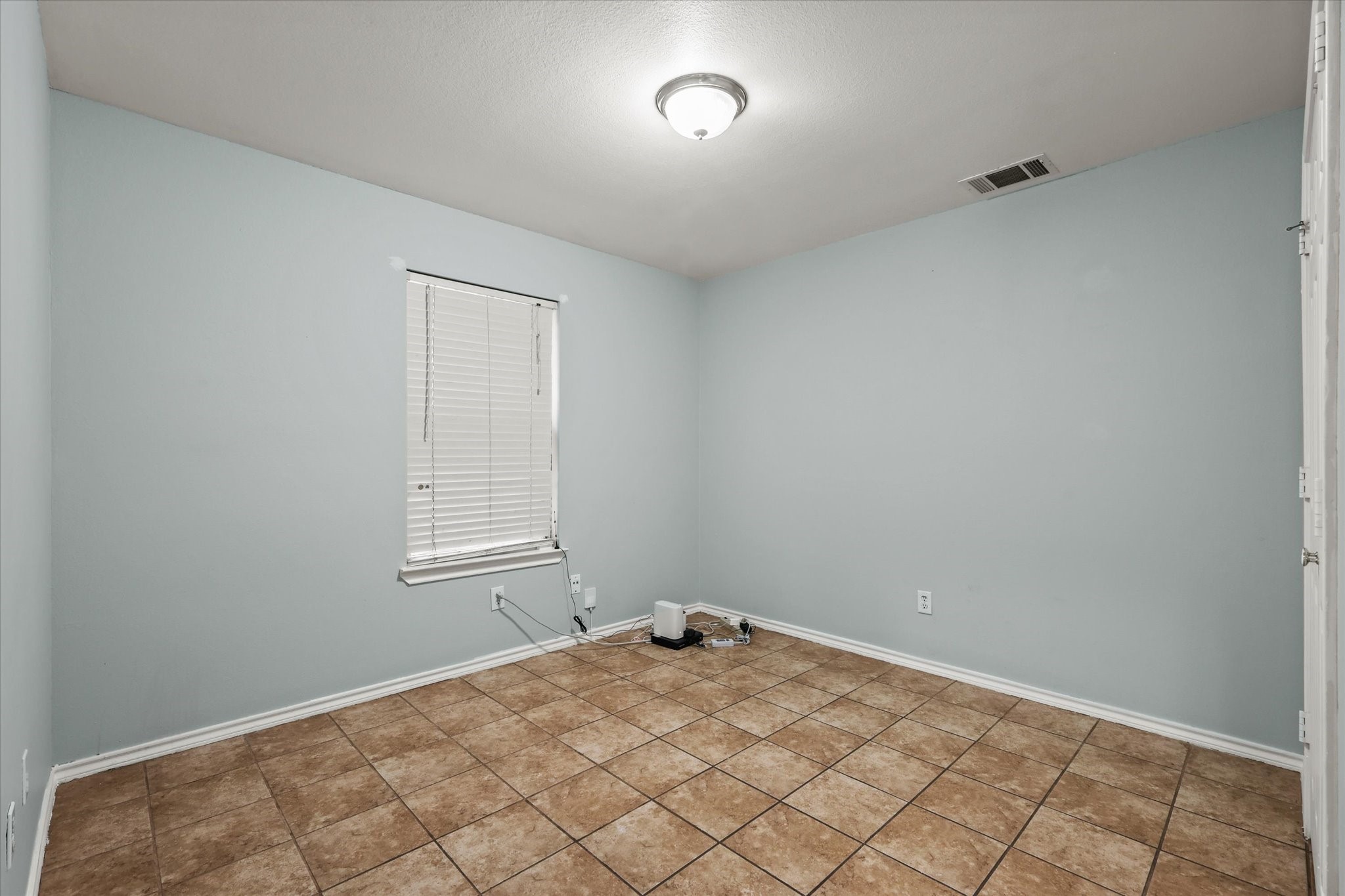 1847 Pueblo Street , Dallas, TX, 75212 | 20796076 | Realty Texas LLC