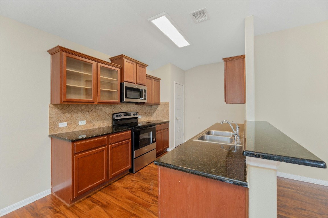 304 San Antonio Riverwalk , Hutto, TX, 78634 | 5389248 | Realty Texas LLC