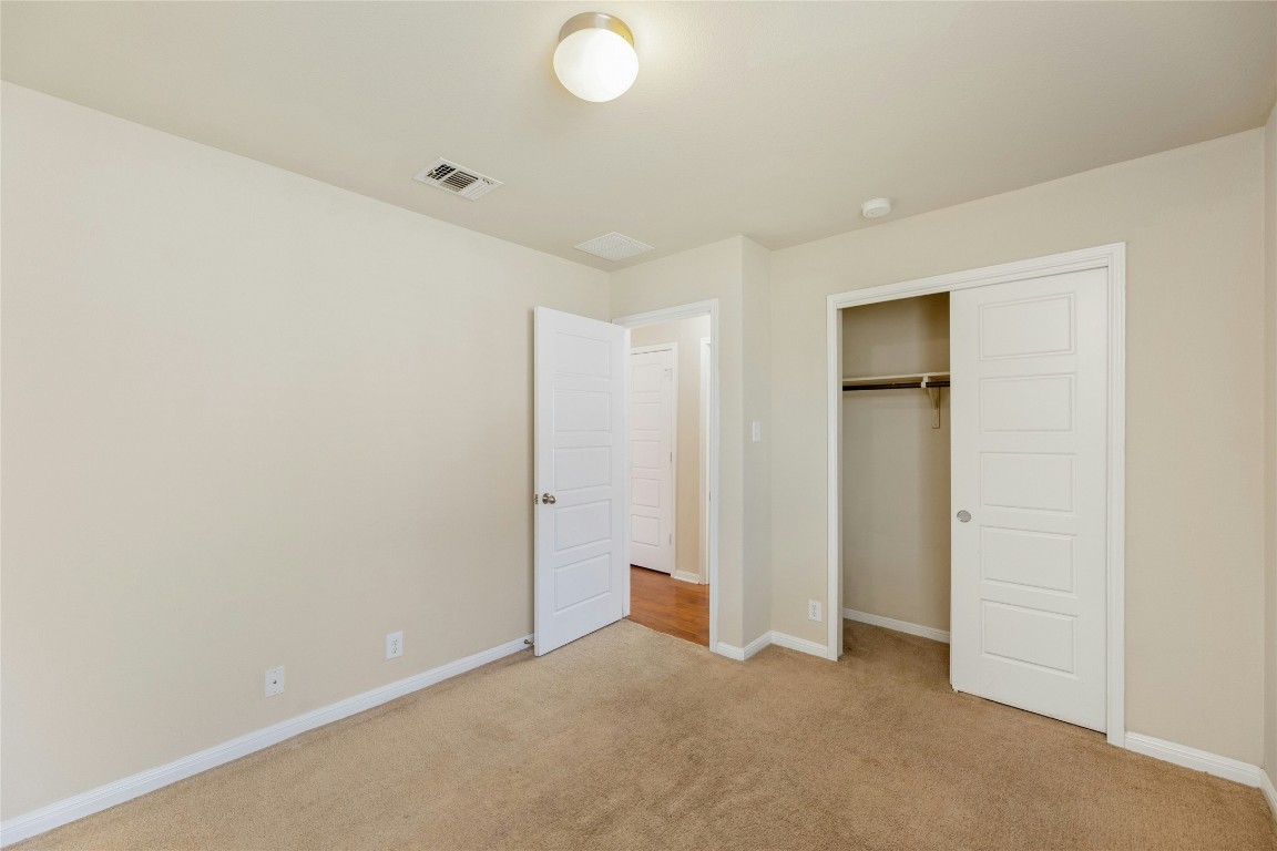 304 San Antonio Riverwalk , Hutto, TX, 78634 | 5389248 | Realty Texas LLC