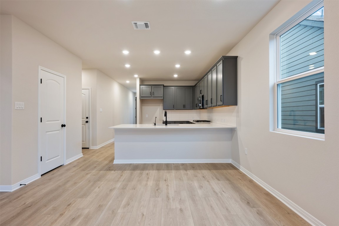 727 Palo Brea Loop , Hutto, TX, 78634 | 5615830 | Realty Texas LLC