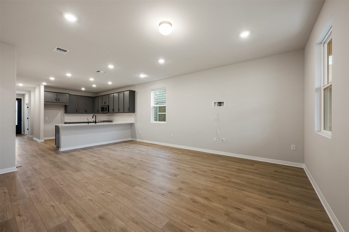 727 Palo Brea Loop , Hutto, TX, 78634 | 5615830 | Realty Texas LLC