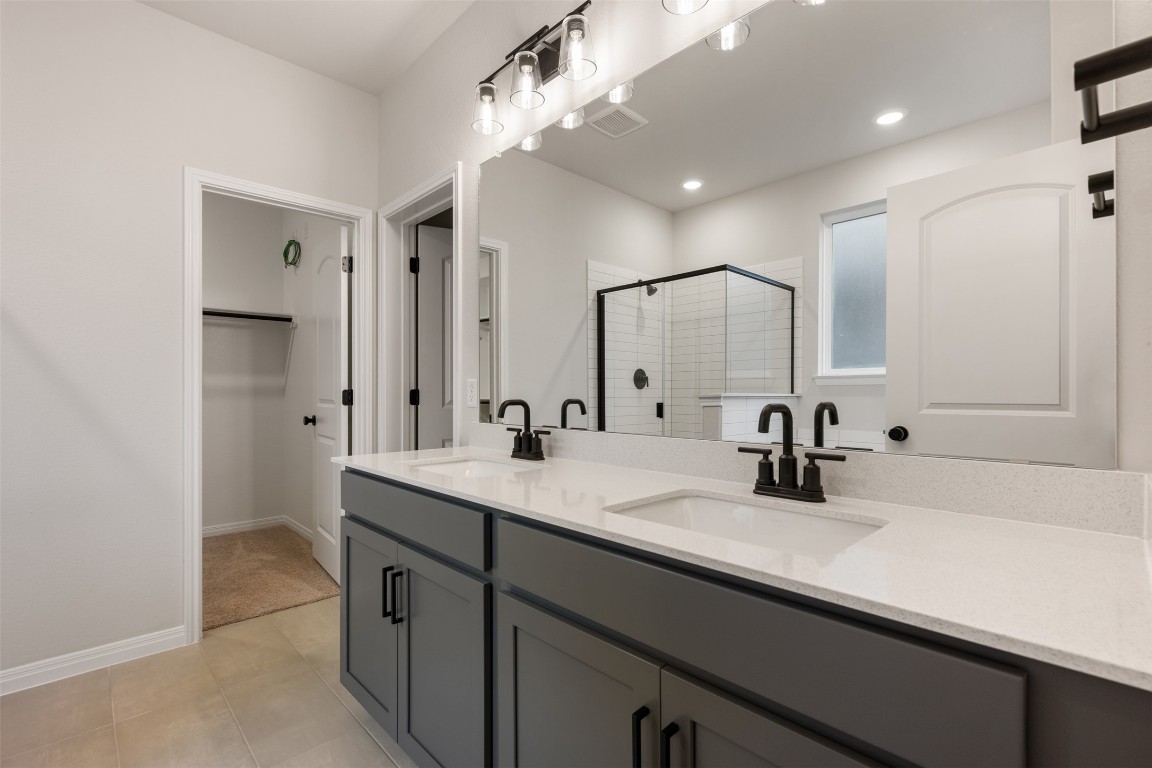 727 Palo Brea Loop , Hutto, TX, 78634 | 5615830 | Realty Texas LLC