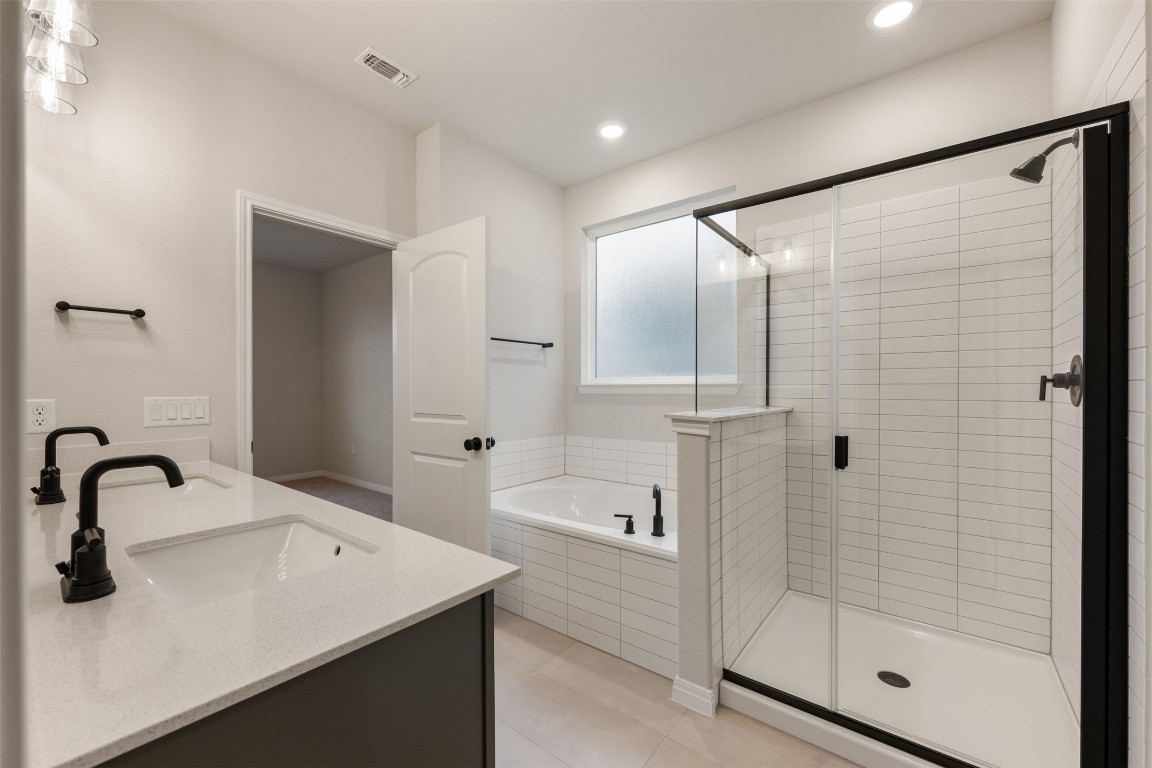 727 Palo Brea Loop , Hutto, TX, 78634 | 5615830 | Realty Texas LLC