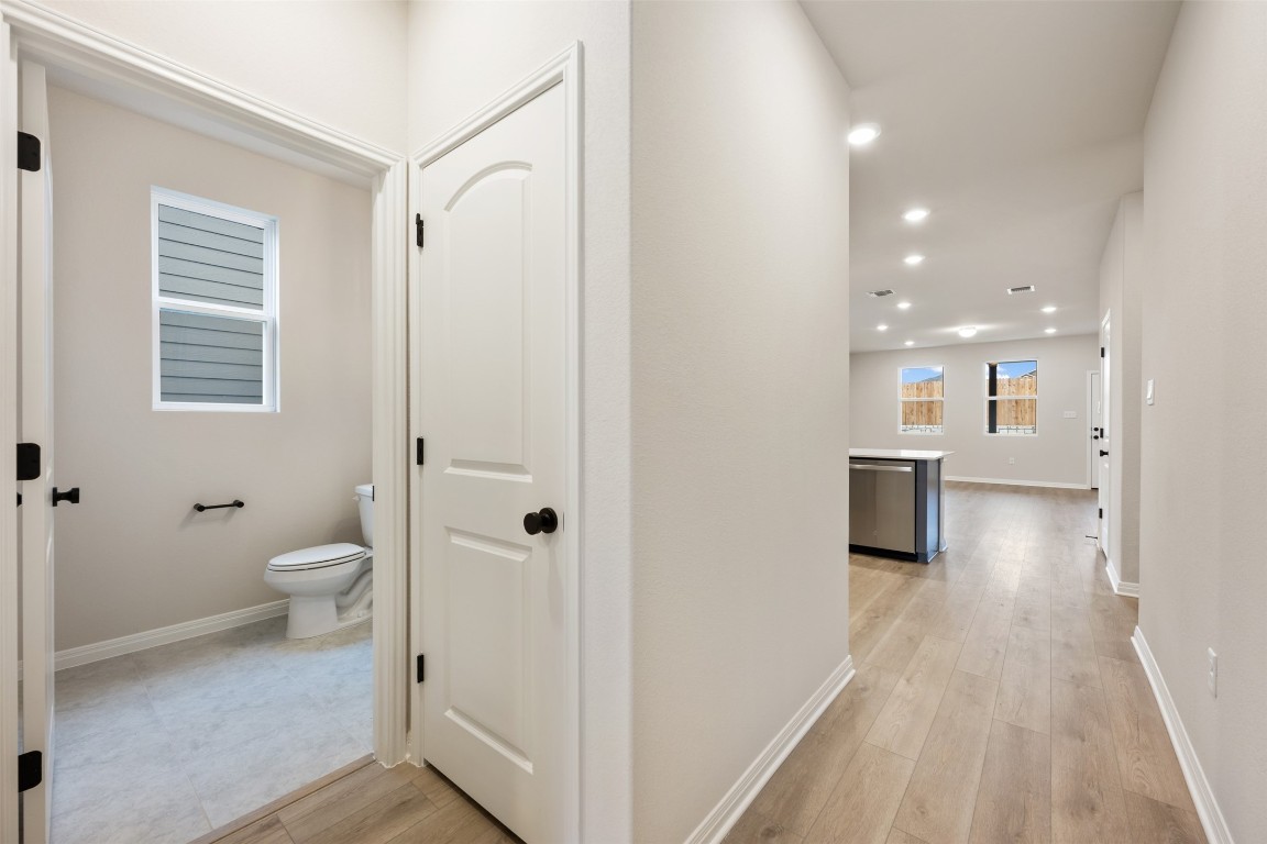 727 Palo Brea Loop , Hutto, TX, 78634 | 5615830 | Realty Texas LLC