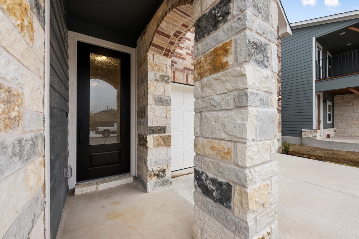727 Palo Brea Loop , Hutto, TX, 78634 | 5615830 | Realty Texas LLC