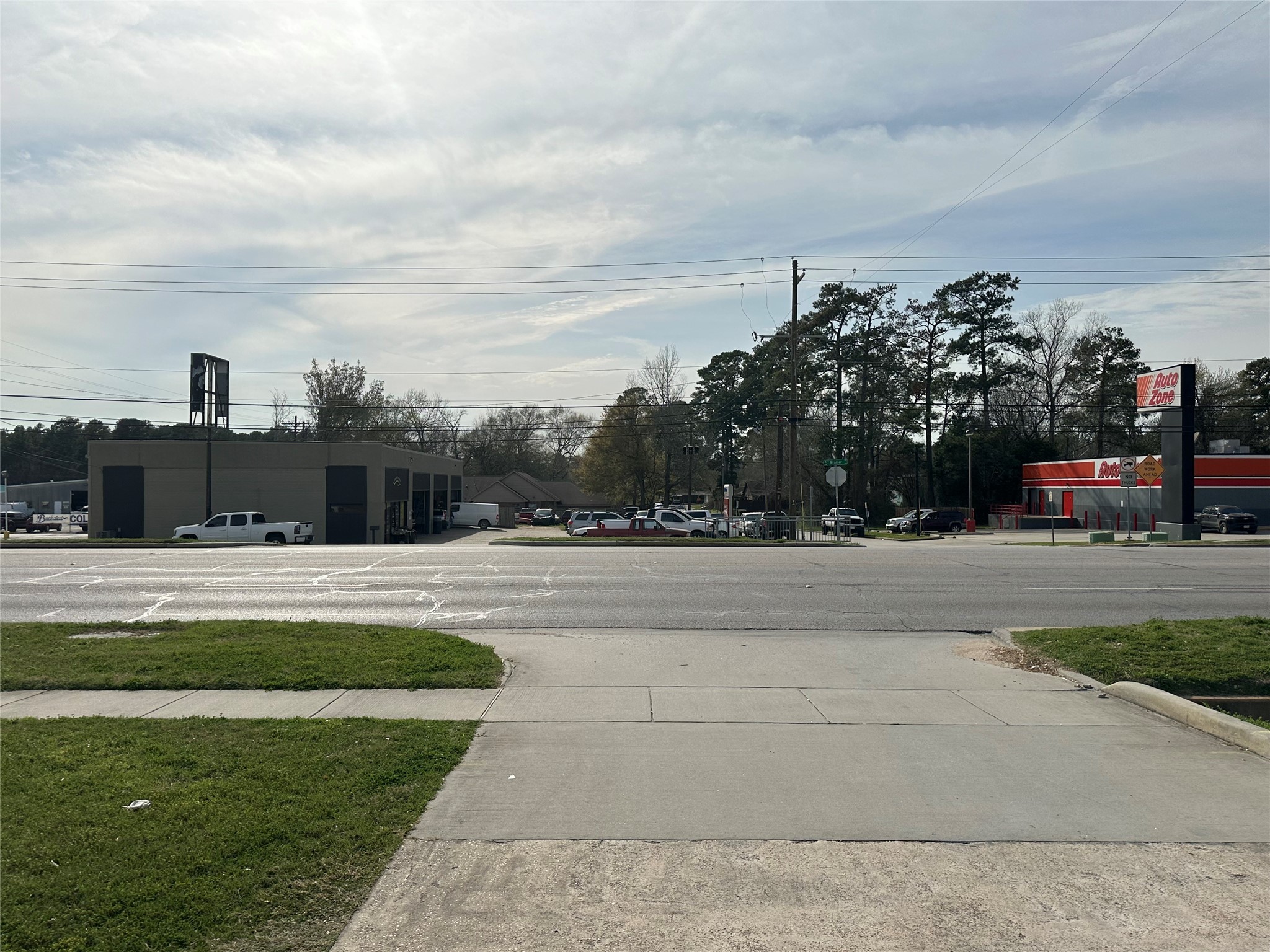 1806 N Frazier Street , Conroe, TX, 77301 | 69882716 | Realty Texas LLC