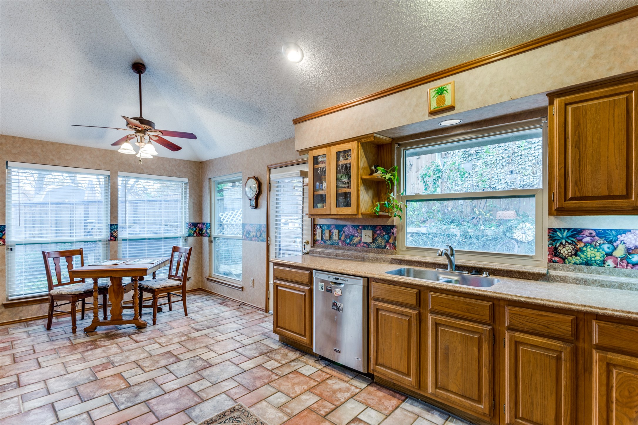 6604 Kingsferry Court , Arlington, TX, 76016 | 20798844 | Realty Texas LLC