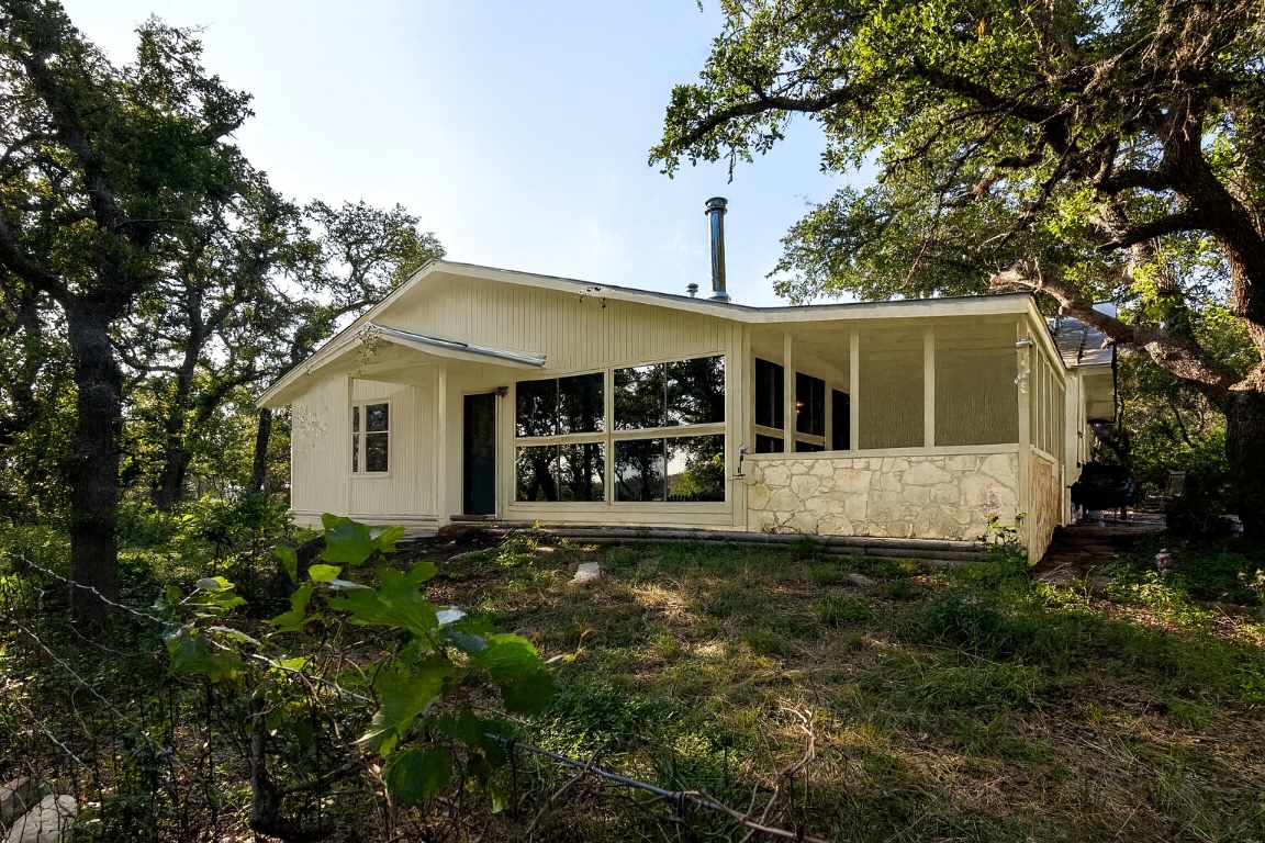 435 Spangenberg RD, Blanco, TX, 78623 | 4654790 | Realty Texas LLC