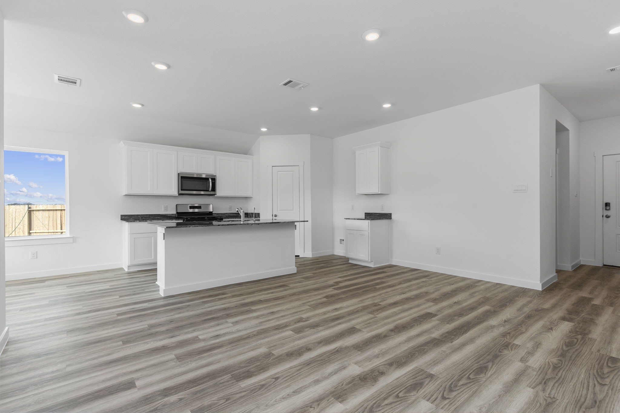 221 Amy Street,Angleton, TX 77515