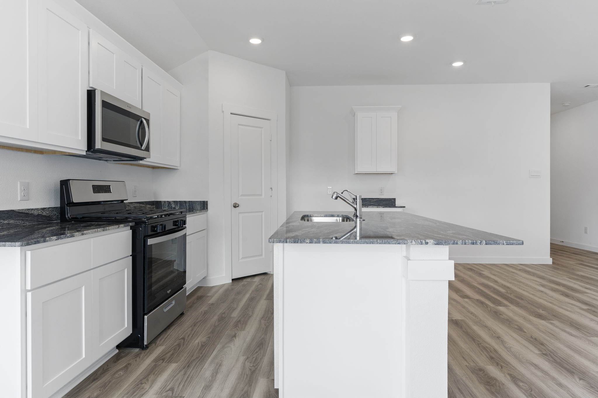 221 Amy Street,Angleton, TX 77515