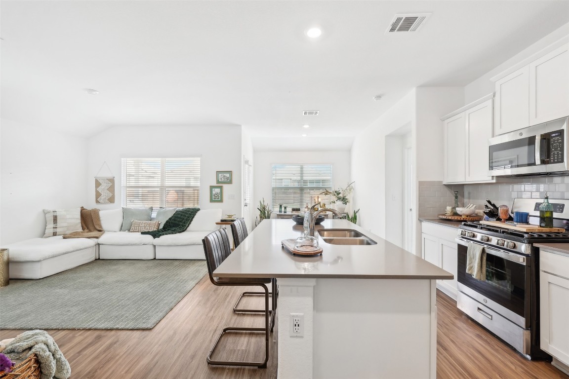 381 Barcelona Street , Kyle, TX, 78640 | 1867833 | Realty Texas LLC