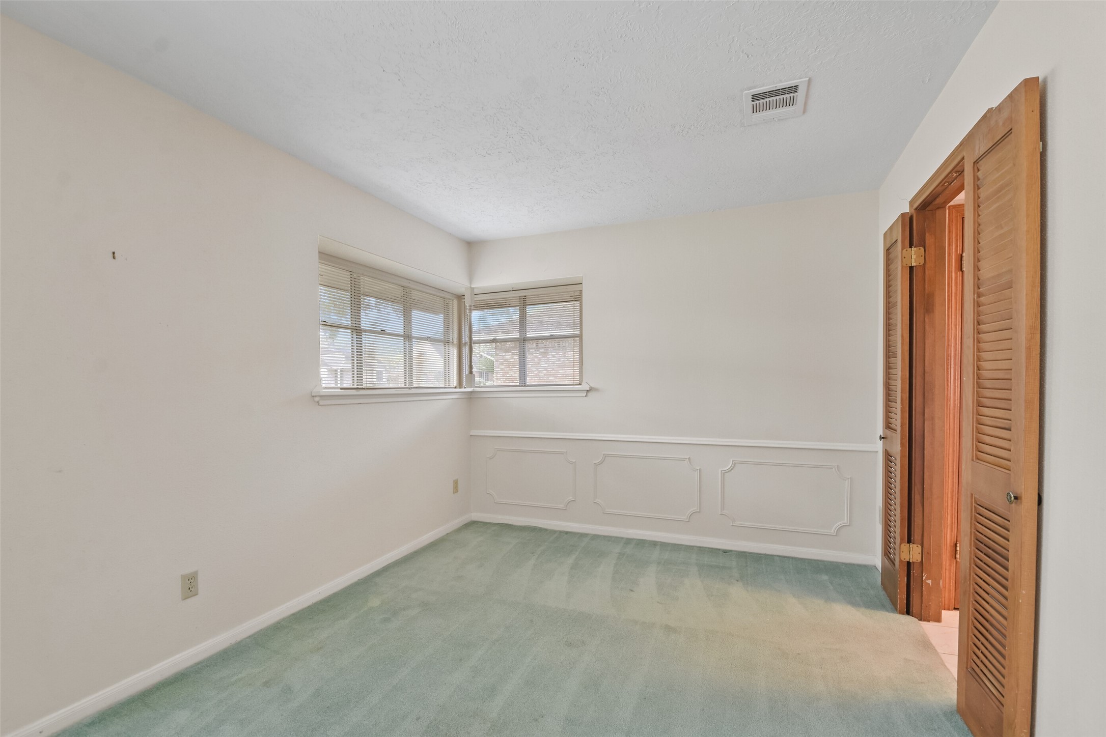 8106 Wimbledon Lane , Houston, TX, 77070 | 58175654 | Realty Texas LLC