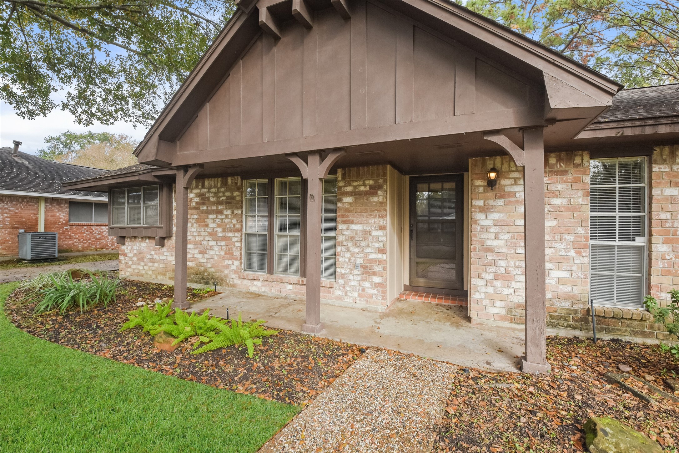 8106 Wimbledon Lane , Houston, TX, 77070 | 58175654 | Realty Texas LLC