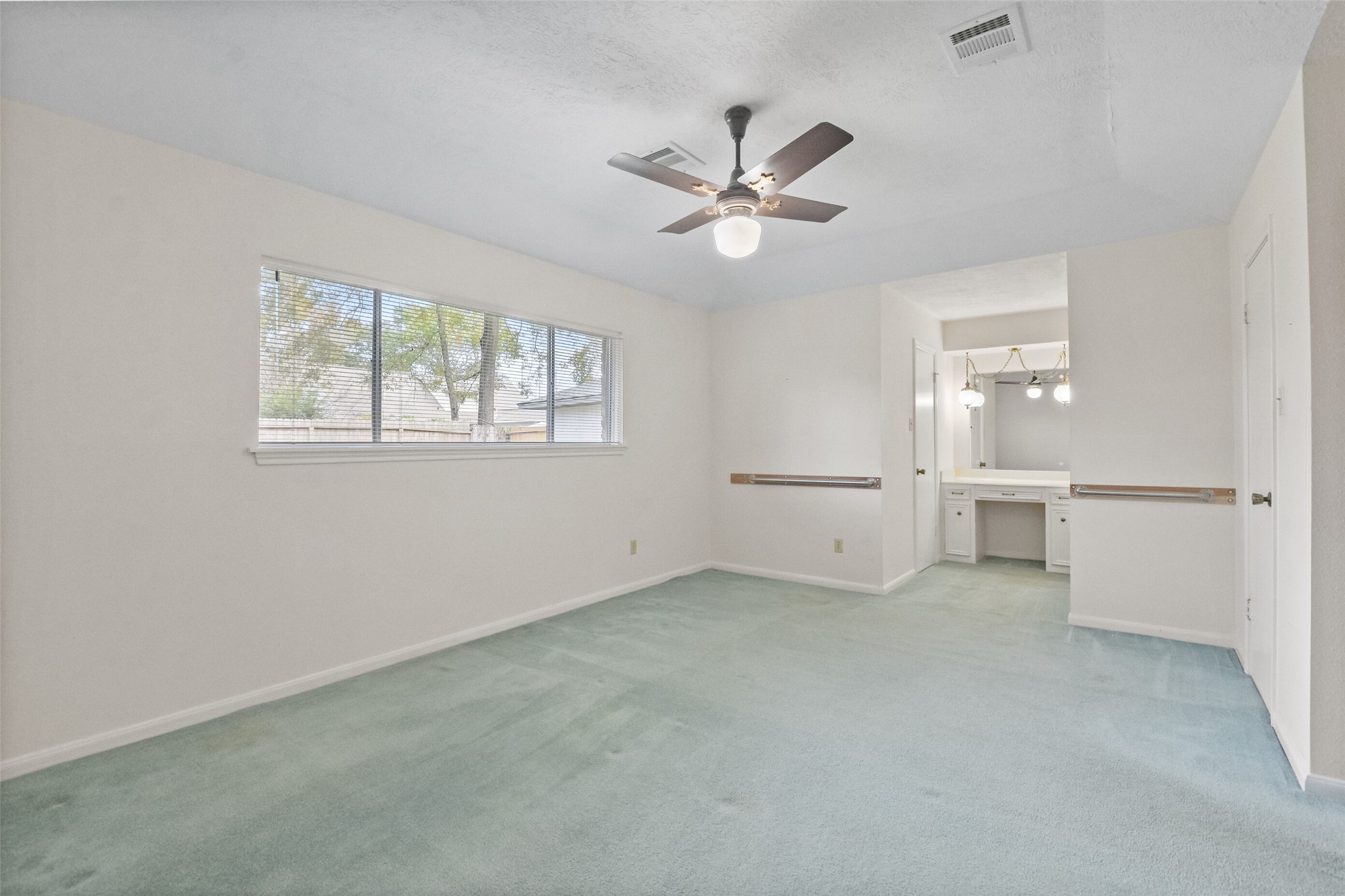 8106 Wimbledon Lane , Houston, TX, 77070 | 58175654 | Realty Texas LLC