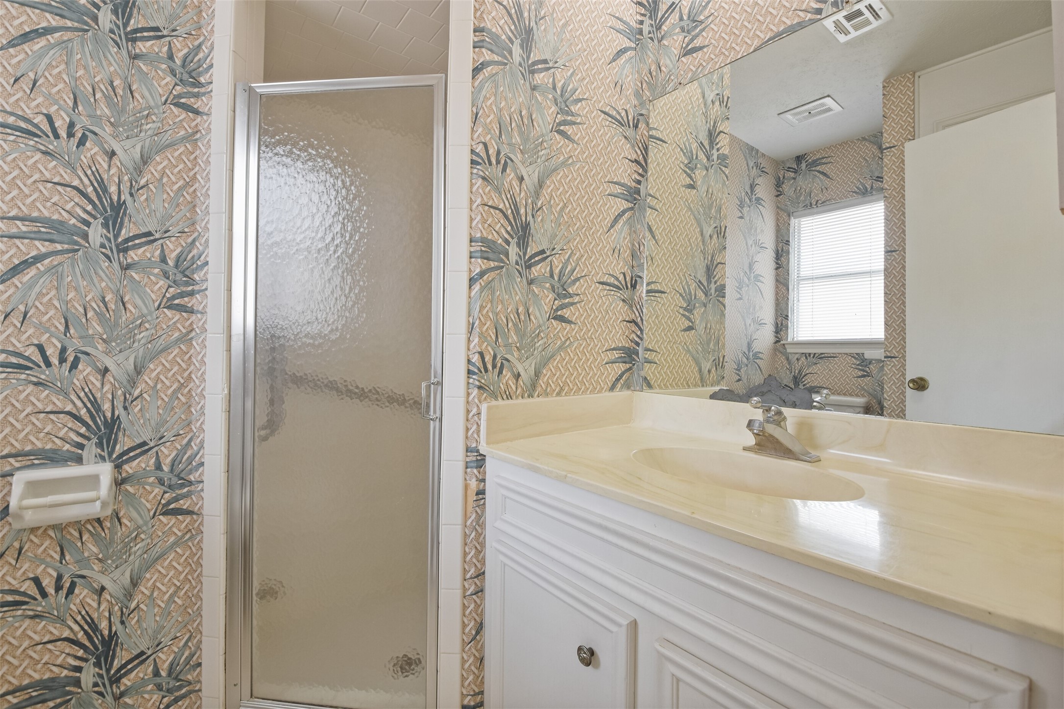 8106 Wimbledon Lane , Houston, TX, 77070 | 58175654 | Realty Texas LLC