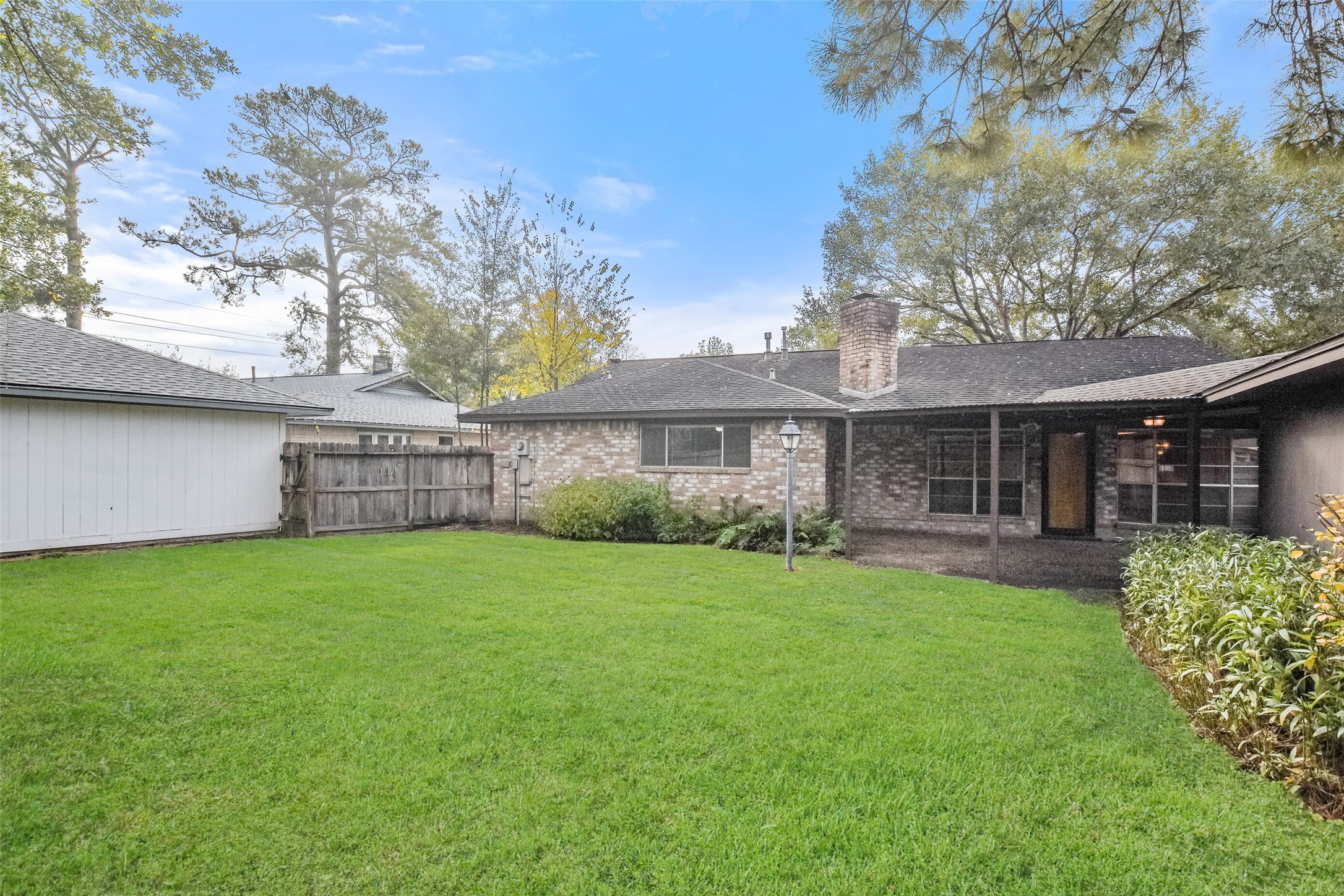 8106 Wimbledon Lane , Houston, TX, 77070 | 58175654 | Realty Texas LLC