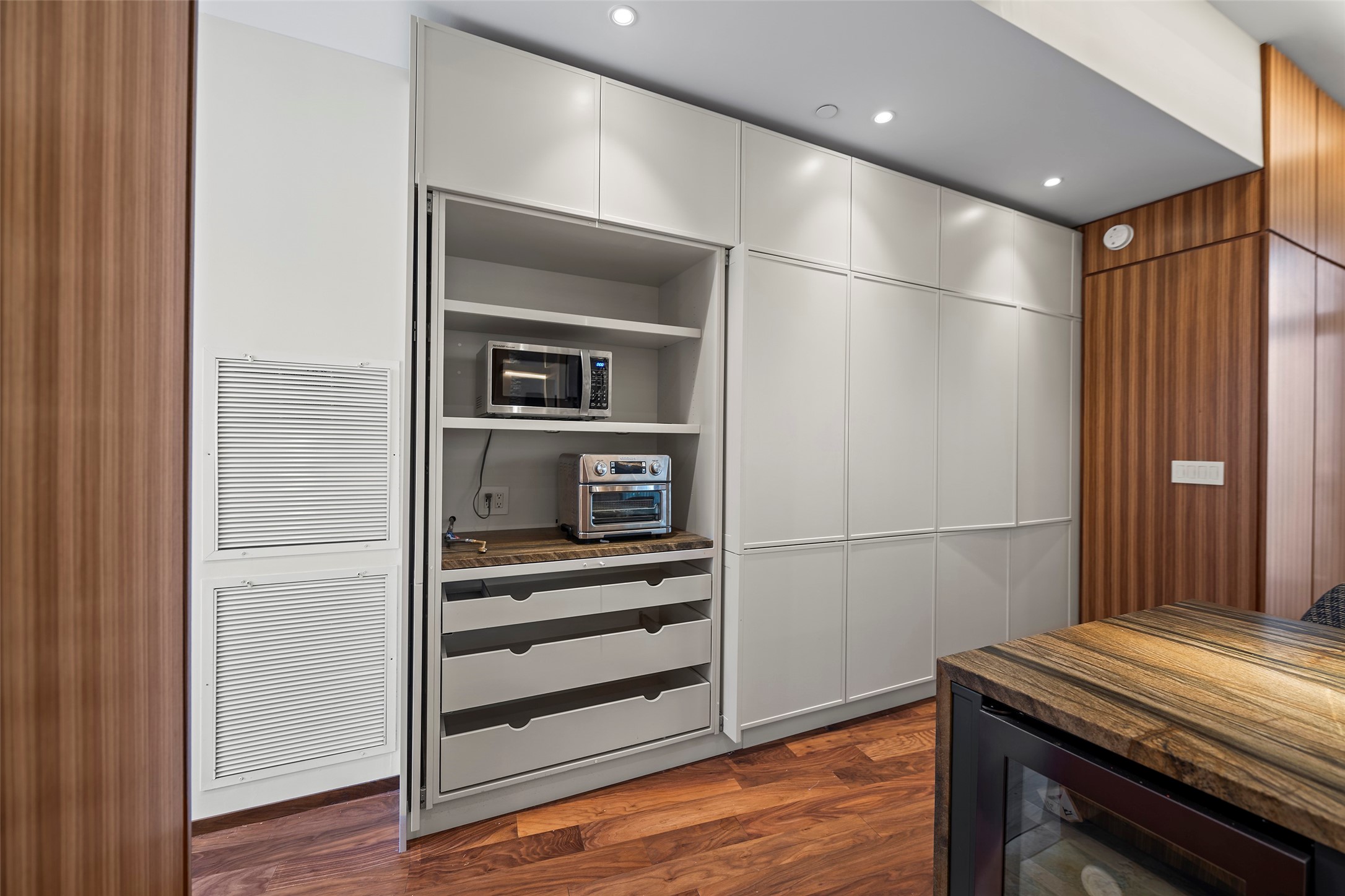 1 Waterway Court 2A , The Woodlands, TX, 77380 | 5091391 | Realty Texas LLC
