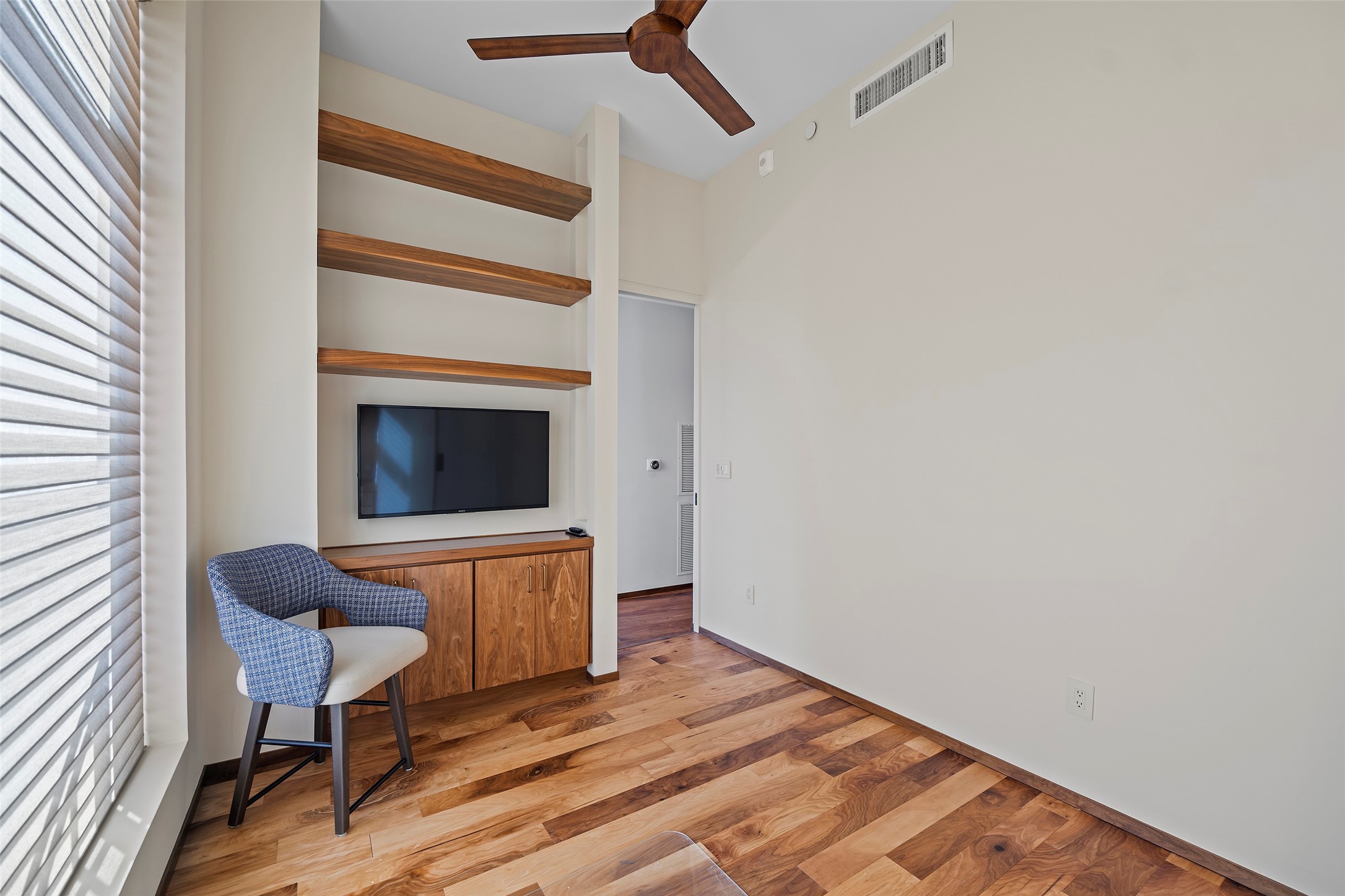 1 Waterway Court 2A , The Woodlands, TX, 77380 | 5091391 | Realty Texas LLC