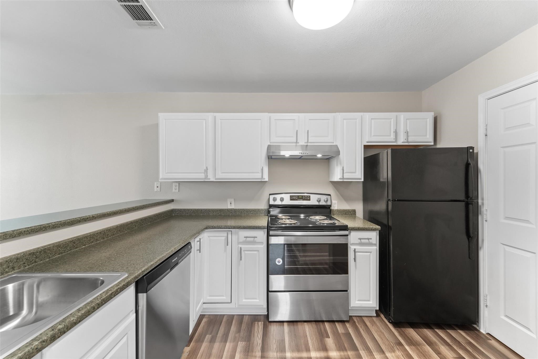 512 Hollyhock Streets 21 , Prairie View, TX, 77484 | 67251276 | Realty Texas LLC