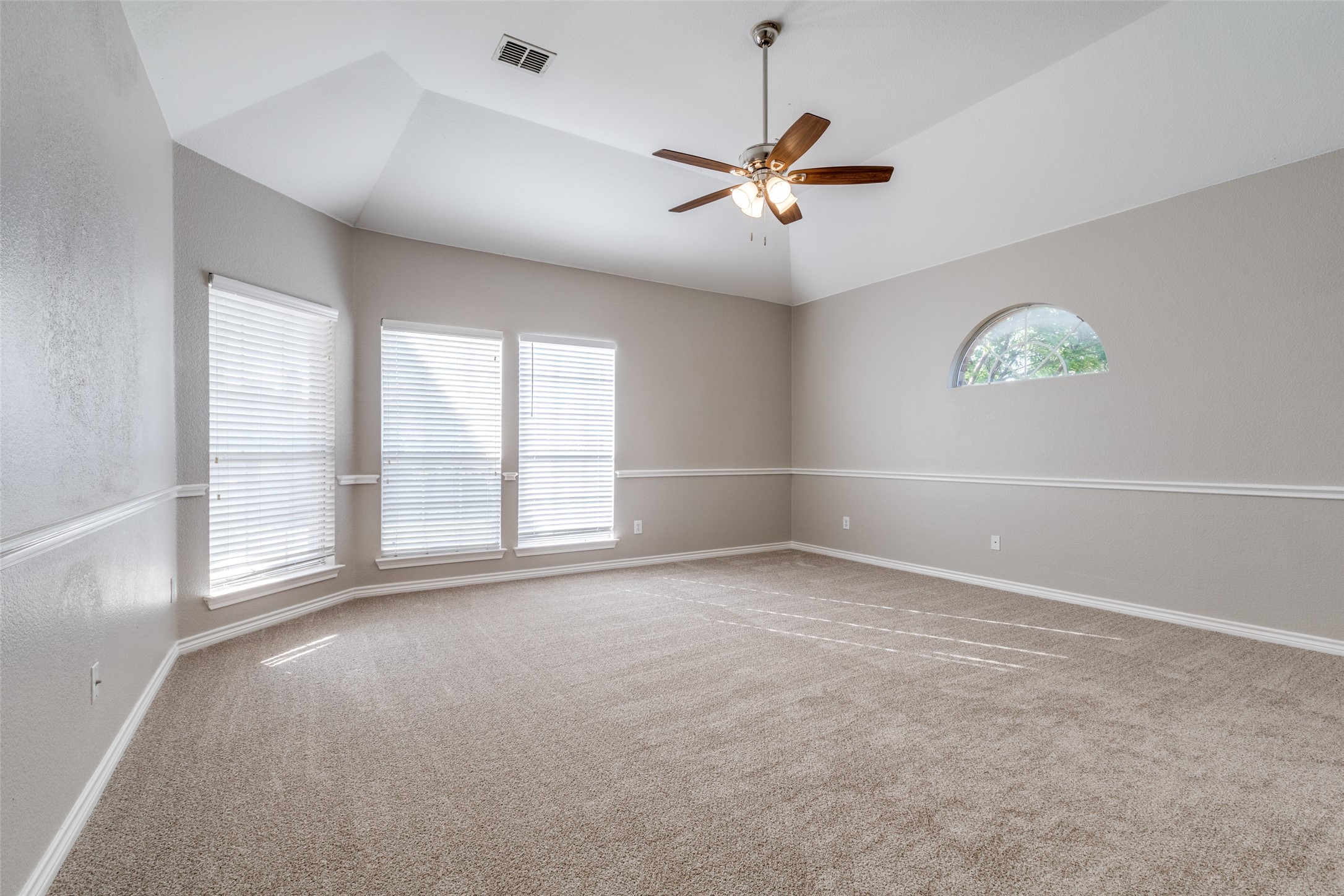 14032 SADDLESOAP Court , Fort Worth, TX, 76052 | 20802480 | Realty Texas LLC