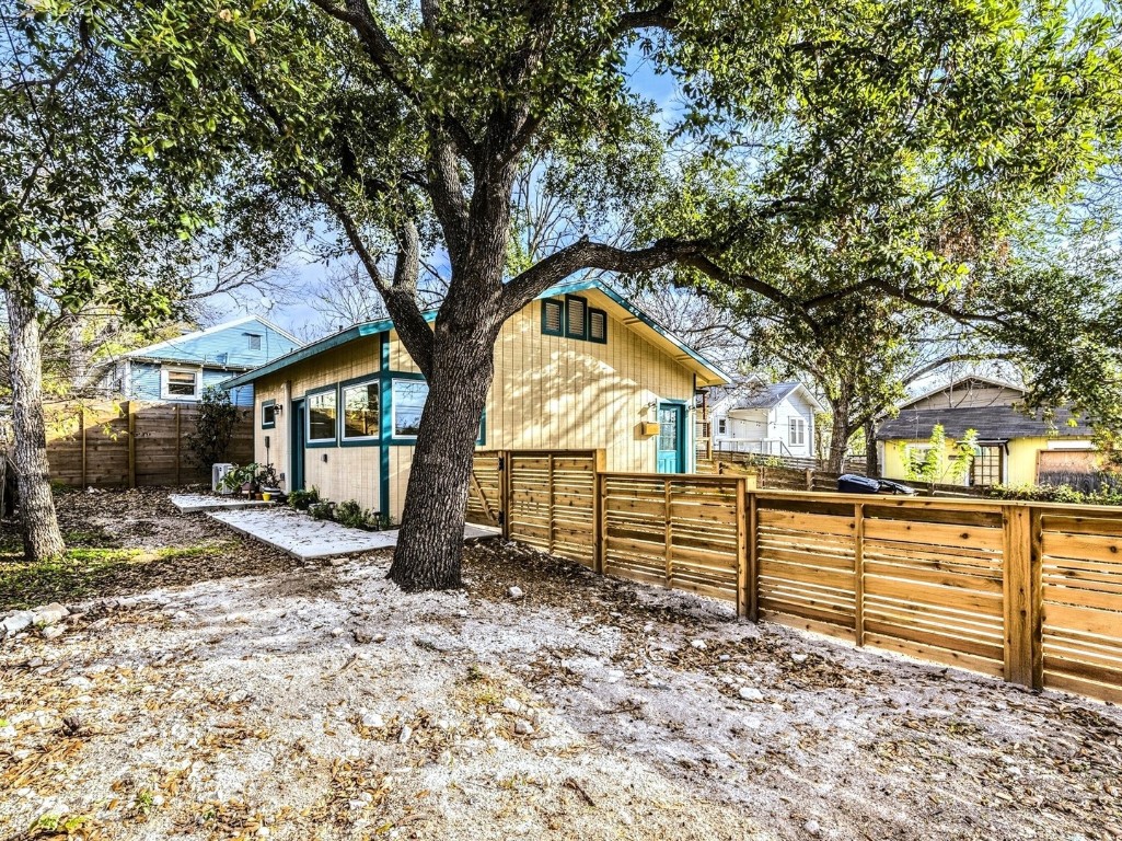 304 Leland Street , Austin, TX, 78704 | 4922063 | Realty Texas LLC