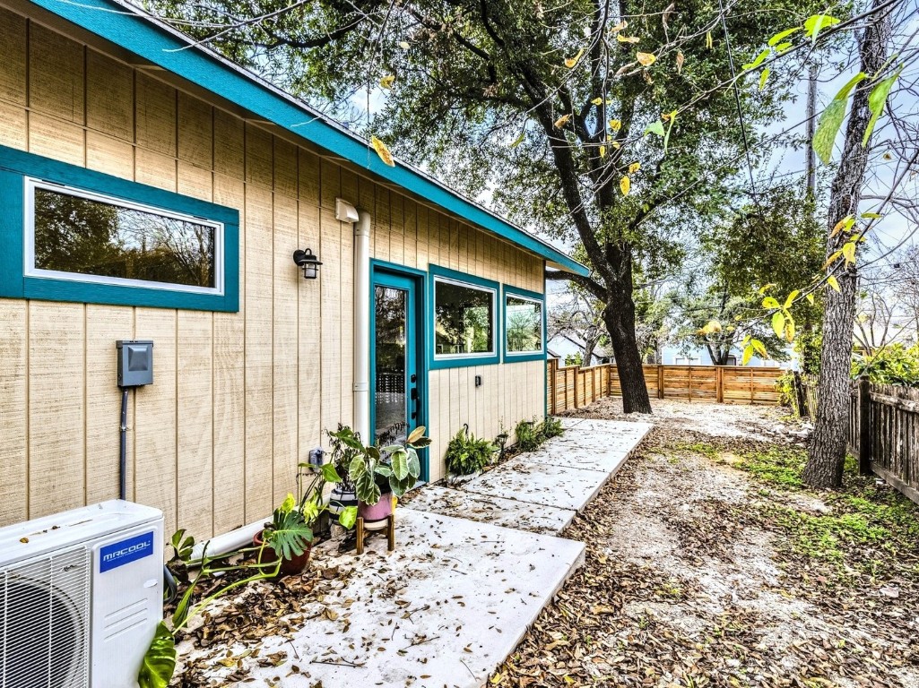 304 Leland Street , Austin, TX, 78704 | 4922063 | Realty Texas LLC