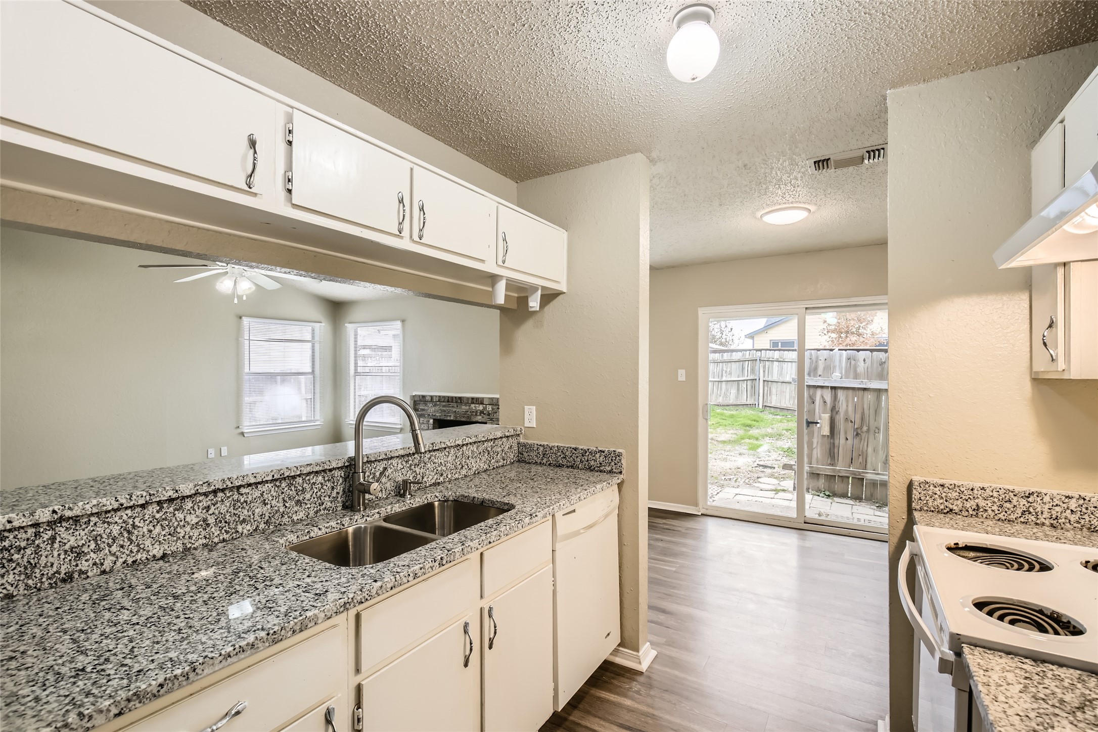 2110 High Summit Drive , Garland, TX, 75041 | 20803686 | Realty Texas LLC