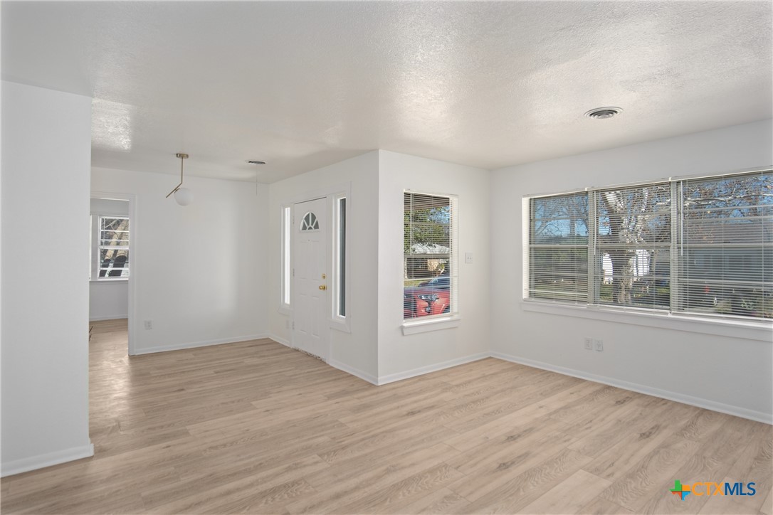 702 S 11th Street , Copperas Cove, TX, 76522 | 565663 | Realty Texas LLC