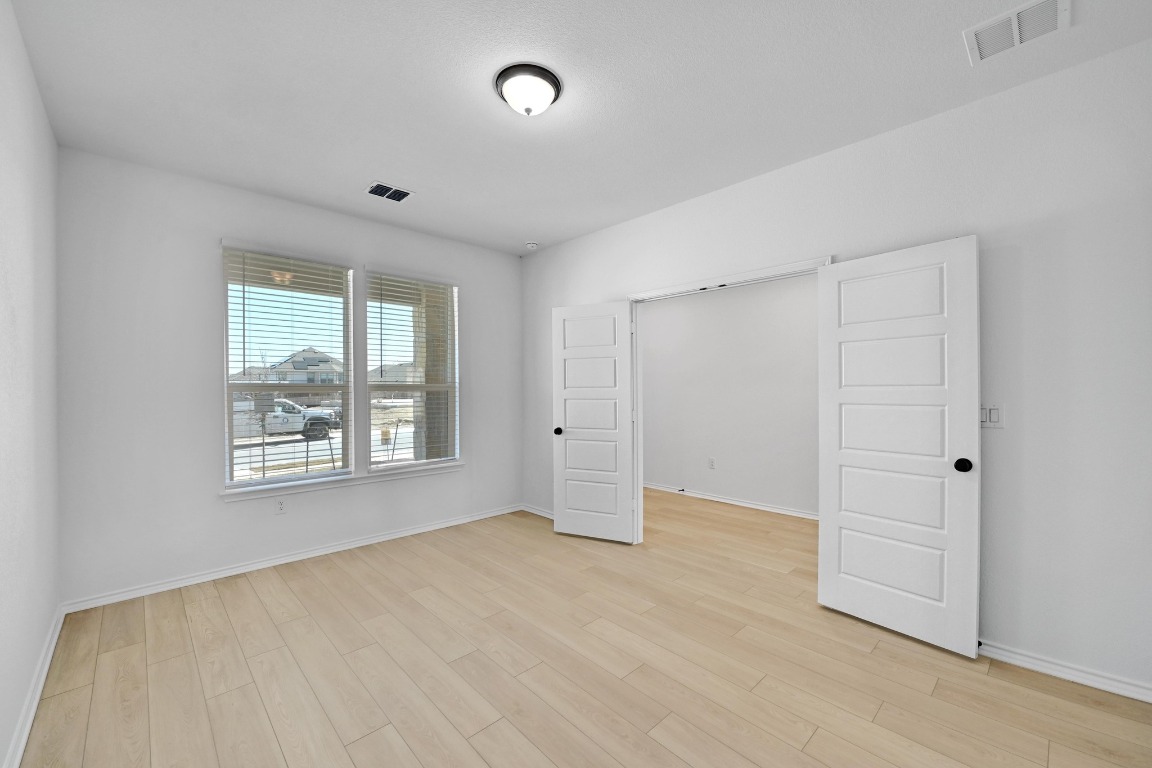 8002 Tranquil Glade Trail , Austin, TX, 78744 | 5705420 | Realty Texas LLC