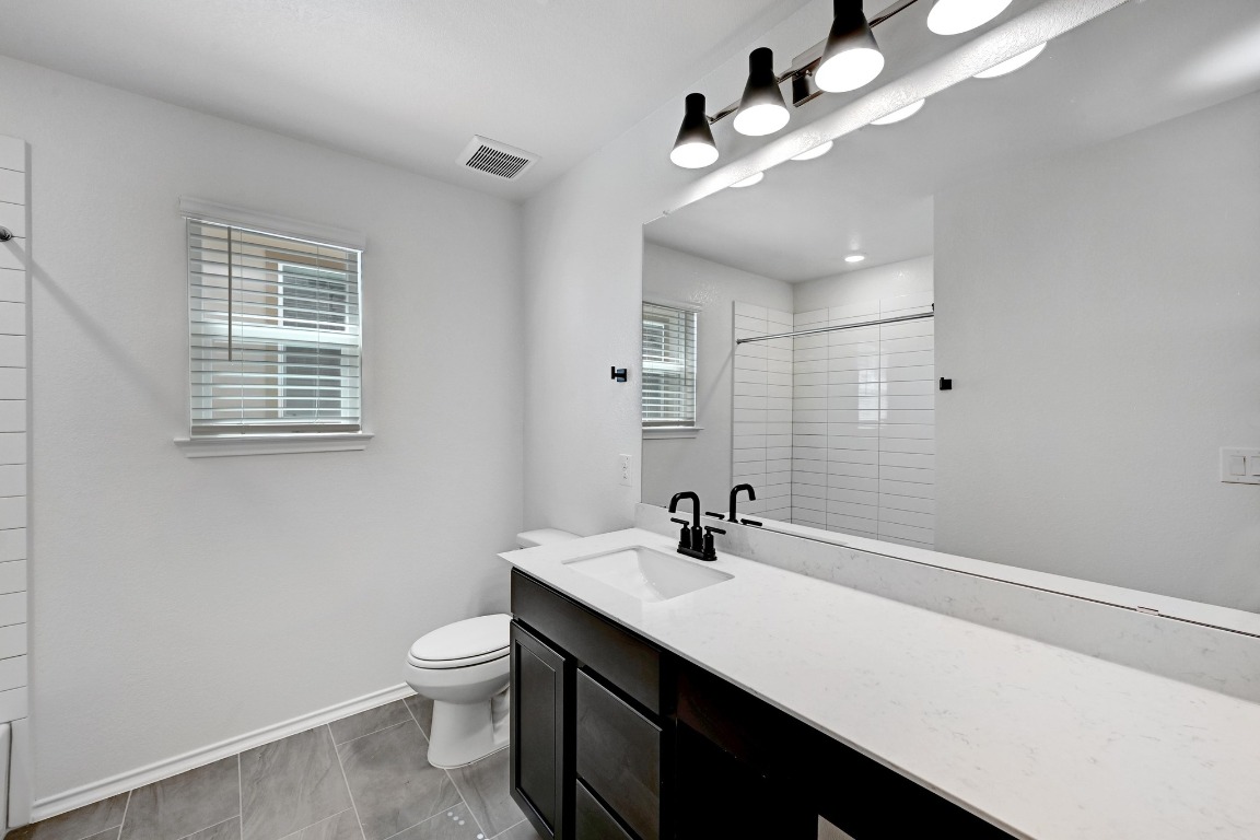 8002 Tranquil Glade Trail , Austin, TX, 78744 | 5705420 | Realty Texas LLC