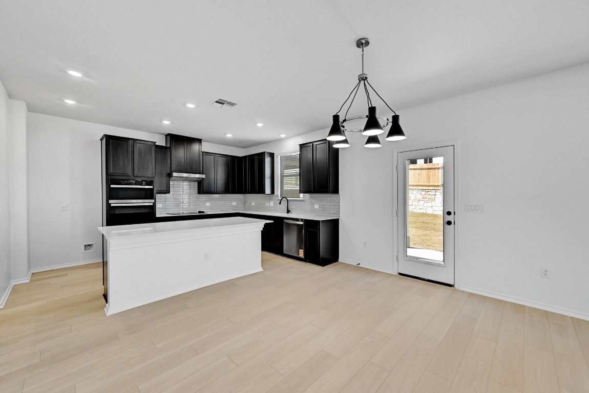 8002 Tranquil Glade Trail , Austin, TX, 78744 | 5705420 | Realty Texas LLC