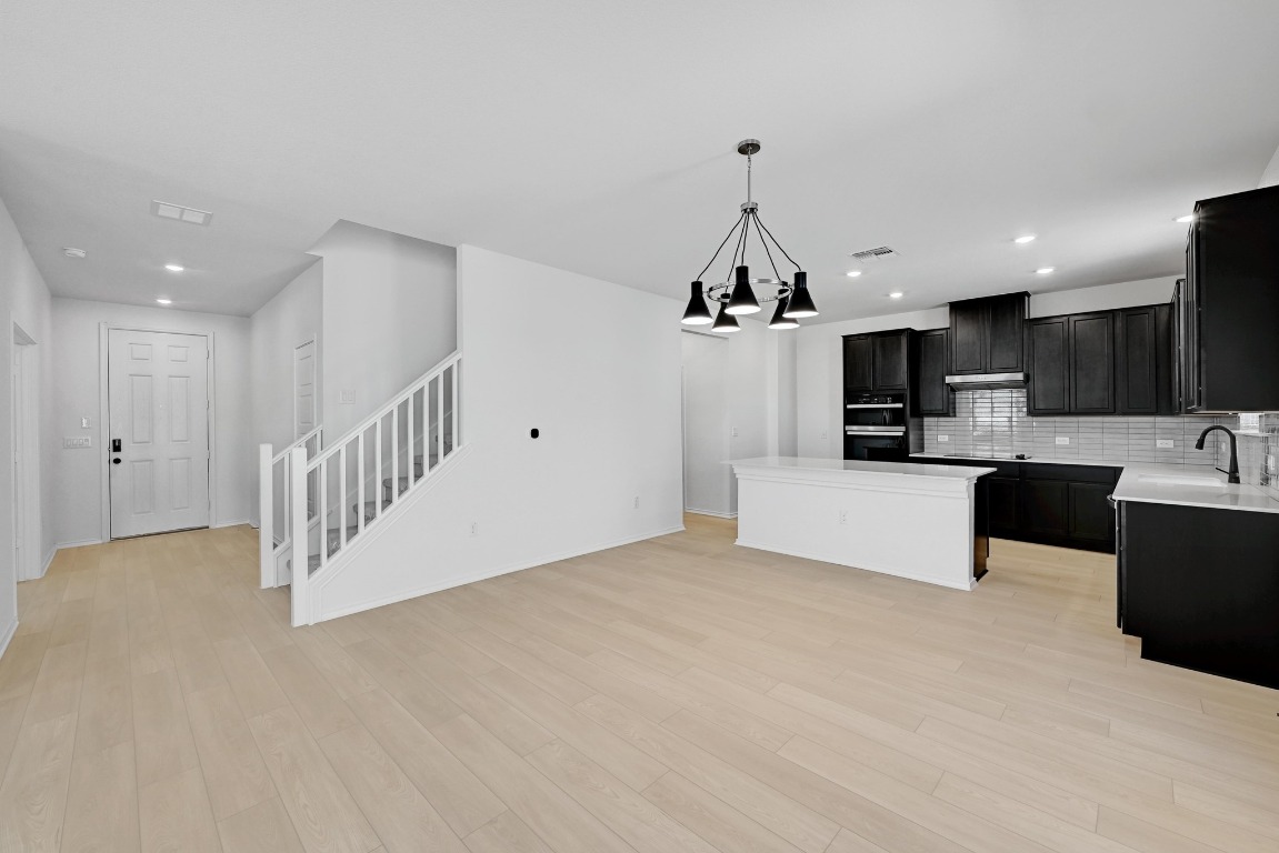 8002 Tranquil Glade Trail , Austin, TX, 78744 | 5705420 | Realty Texas LLC