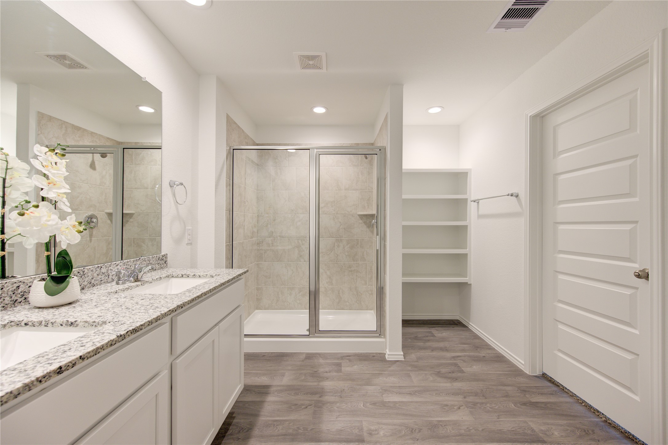 2009 Woodlark way , Sealy, TX, 77474 | 93570038 | Realty Texas LLC