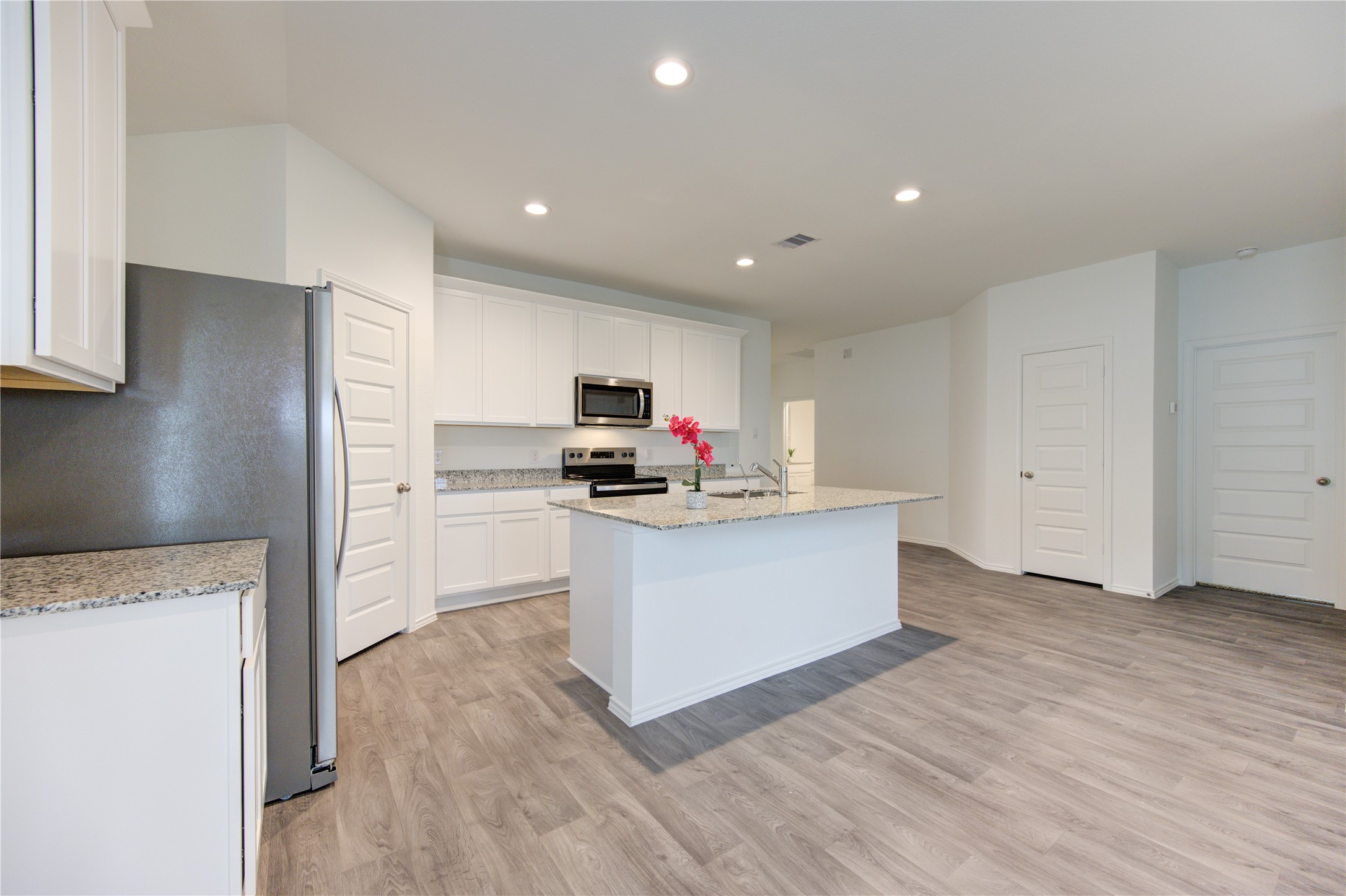 2009 Woodlark way , Sealy, TX, 77474 | 93570038 | Realty Texas LLC