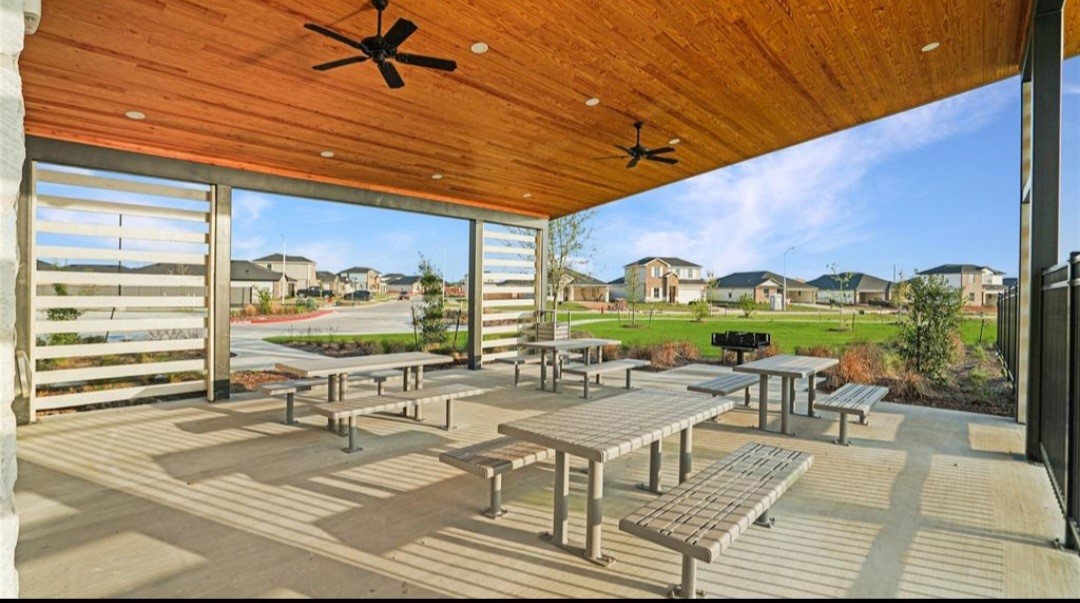 2009 Woodlark way , Sealy, TX, 77474 | 93570038 | Realty Texas LLC