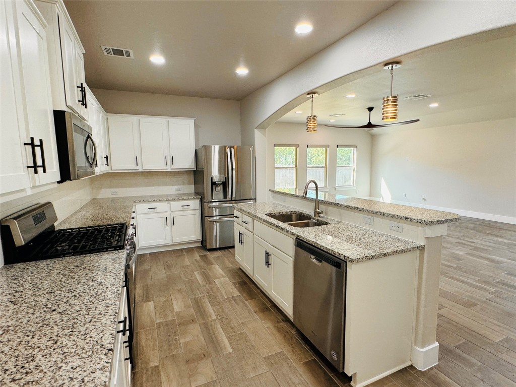 125 Millsaps CT, Bastrop, TX, 78602 | 4707174 | Realty Texas LLC