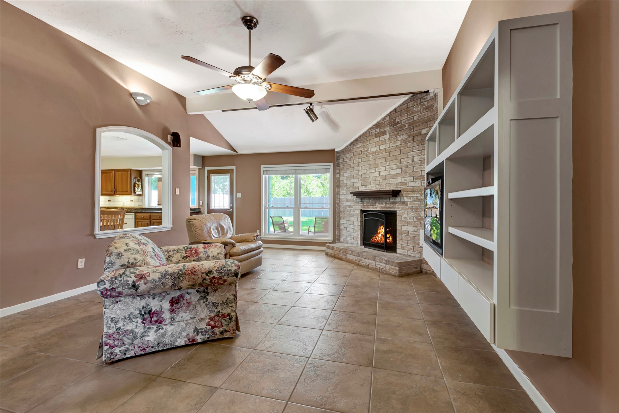 104 Oak Harbor Drive , Houston, TX, 77062 | 49347369 | Realty Texas LLC